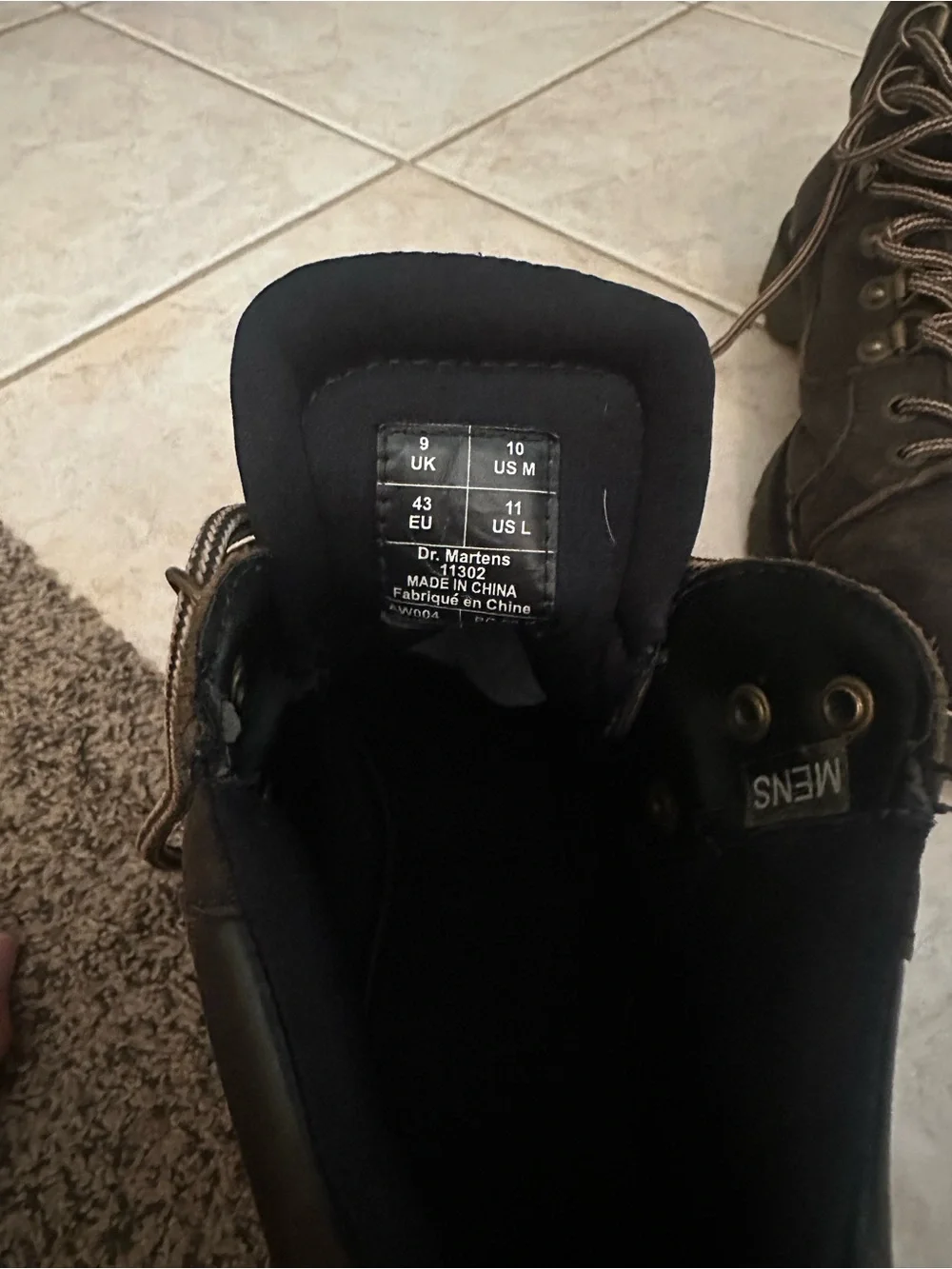 Vintage/Y2K Dr. Martens 11302 Hiking Boots – Men’s Size 10 US